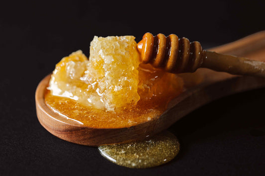 Authentic New Zealand mānuka honeycomb dripping with raw honey